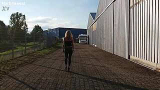 granny walking outside in shiny leggings shows her tight pussy