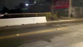 esposa aborda estranho na rua e faz um sexo anal gostoso