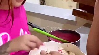 as amiguinhas lesbicas fodendo e gozando muito de tanto tesão