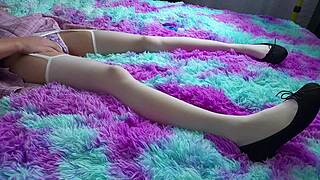 Mexicana flaquita shows panties