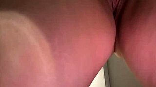 crazy fucking close up in the gym