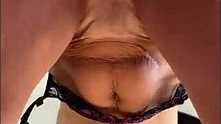 Huge sperm eruption milf creampie in wet pussy with close up