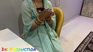 Bhabhi Fingers Pussy Watching Porn On Phone
