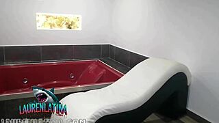Negra Venezolana Charges Extra Without Condom In Medellin