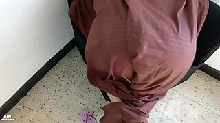 Jugando Y Grabando Porno Amateur Con La Puta De Mi Novia - Historia Completa