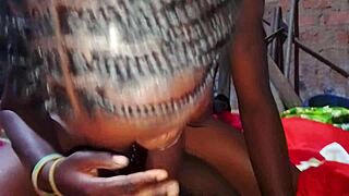 Frotte Son Bite Avec Mes Gros Seins Avant Ejaculation Faciale