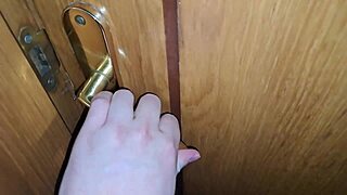 Filling Stepmoms Pussy With Sperm