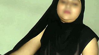 Hijabi indian village girl fucking in my room just sex enjoy
