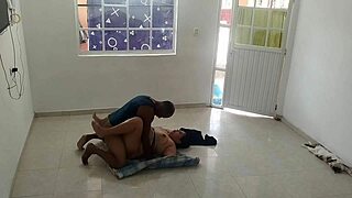 vecino me folla duro despues de ejercicios rico