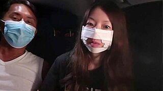 stripchat配信。普段は清楚な主婦。sexになると潮拭き舞さん下品な主婦に大変身！【素人中出しハメ撮り】舞40代中出し大好きパイパン主婦。