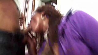 Big Cock Trannys Love Face Fucking And Anal Sex