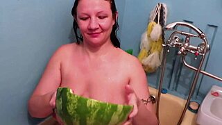 piss and wash with urine busty milf loves dirty fetish