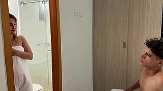 Spying on curvy stepmom showering while stroking