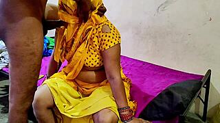 Indian desi bhabhi gets rough quickie with monster cock