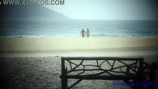 Amatør Par Fornyer Løfter Med Passioneret Offentlig Strand Knep