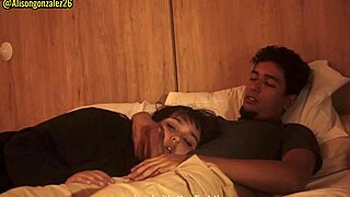 Frate vitreg visător, lasă-mă să mă odihnesc pe poala ta fără șmecherii