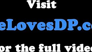 היי, יורובייב מקבלת די פי וגורמת לזין קשה