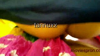 नाहा और मैं बाहर जोर से चोद रहे हैं, बहुत गर्म!