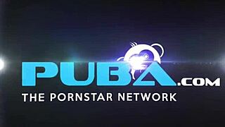 hé sexy Shyla geeft hete strip en solo show