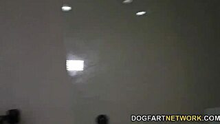 मैंडिंगो जे सुमर्स को मसिव ब्लैक कॉक से डोमिनेट करता वाइल्ड इंटररेसल क्लैश में, प्योर केओस