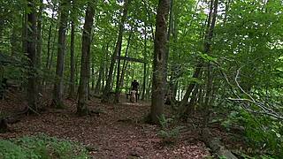 日本军妞被绑着接受粗暴 interracial 猛干