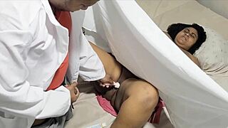 Dokter Rahasia Ngeentot Memek Pasien Gemuk Di Kolam Renang