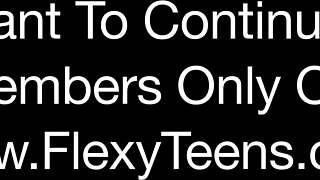 嘿，Aliska Zhiros，你在体操中怎么那样弯曲？给我看看你丰满的金发动作！