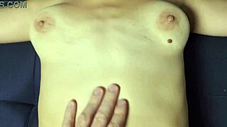 เย็ดเพื่อนภรรยาสวยผมน้ำตาลหีแน่นสุดๆ