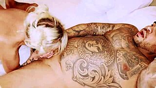 Candy Bangs dobija sve rupe jebane od velikog crnog kurca u cuckold poniženju