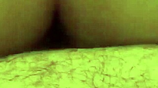 La bbw adolescente 18+ se dobla para acción intensa de perrito desde POV, sintiendo cada embestida