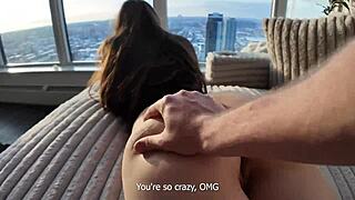 أمسكت أختي بالتبنيل ذات الصدر الكبير ترسل صور عارية. ركبتني على طريقة كاوبوي بعد ذلك!