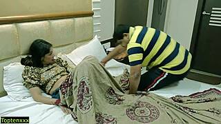 भारतीय गर्म सौतेली बेटी सौतेले पिता को लुभाती है भाप वाली इरोटिक सेक्स के लिए हिंदी में