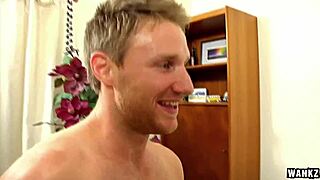 Wankz Novizia Victoria White Ingannata in Sesso Rude in Ospedale