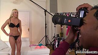 इंटररेसल बेंगर्स वाइल्ड बेंगिंग के बाद कियारा लॉर्ड की स्ट्रेच्ड पस्सी को कम से कवर करते हैं