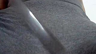 Deset minut šibanja kazni za njeno pičko