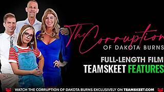 信じられない、18歳の彼女がトイレでヤラれちゃった