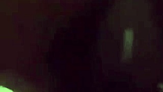 苗条亚洲人妖硬干