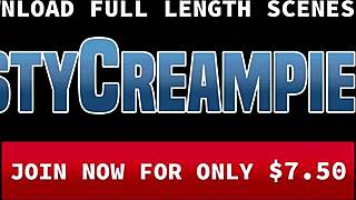 Brooklyn Chase'in memeleri sert yarağı sürerken vahşice zıplıyor