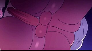 鎖で縛られた男、無修正フェラとデカ尻アクション