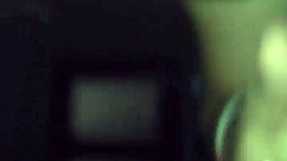 18+ genç Samantha Vlad vahşi sahnede ağzına boşalıyor