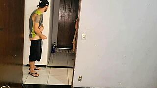 Risikovao sam sve jebući ženinog najboljeg prijatelja jako.