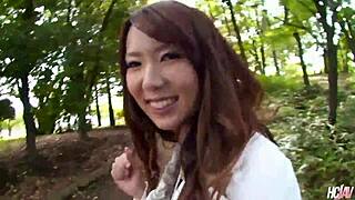 Süper Sıcak Japon Kız Yui Hatano Sert Sik'i Derinlere Alıyor