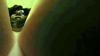 Gigantische rookhete met enorme tieten, zin om mee te doen? 😜