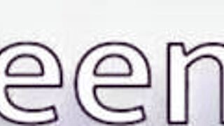 فتاة لطيفة 18 عام هاوية تحصل على كسها يُلعق من قبل رجل أكبر