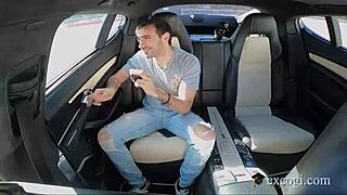 एक्सकोजी प्रेजेंट्स ऑल नेचरल 20यो बेला मर्करी। वह अपनी फर्स्ट वाइल्ड पॉर्नो सीन में बड़ा लंड राइड करती है।