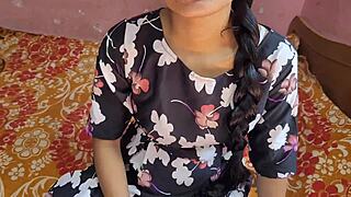 वाह! बांग्लादेशी भाभी देवर से रैंच पर वाइल्ड सेक्स डॉगीस्टाइल में फोर्स!