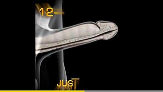 Японска мадама получава сперма в космат близък план